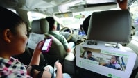 Đã đến lúc định danh lại Uber, Grab Việt Nam?