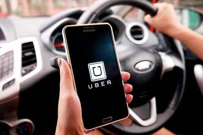  TAND TP HCM đưa ra nguyên nhân là Uber Việt Nam chưa nhận được ủy quyền của công ty Uber mẹ tại Hà Lan nên chưa đủ tư cách pháp lý làm nguyên đơn khởi kiện.