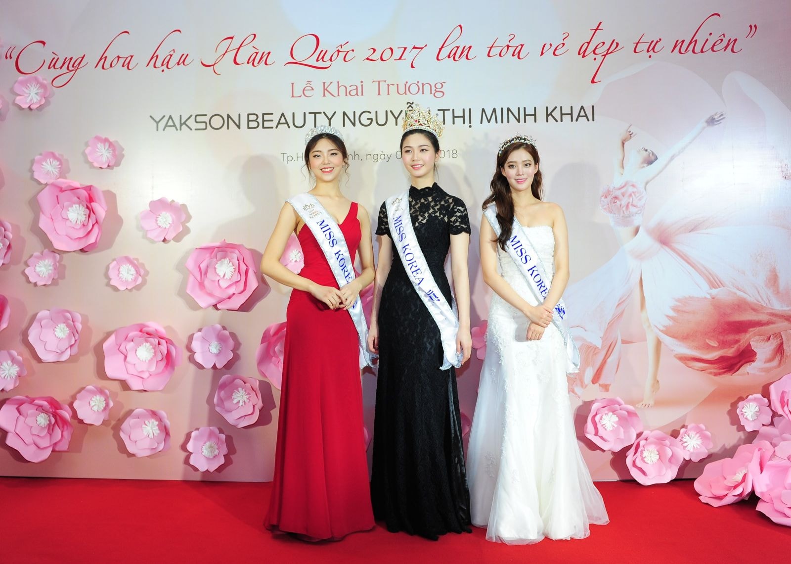 Seo Jae Won, Hoa hậu Hàn Quốc 2017 cùng với Á hậu Lee Han Na và Jung Dah Hee tại sự kiện.