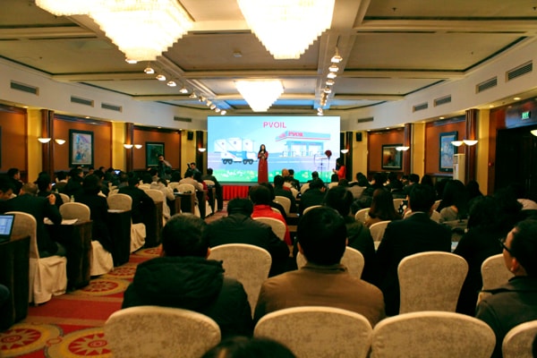 Toàn cảnh buổi Roadshows của PV Oil.