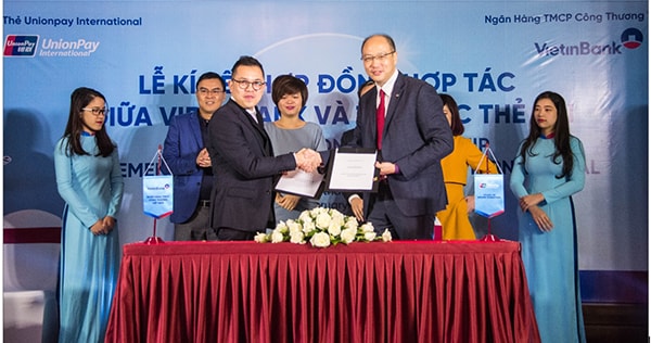 Ký kết hợp đồng hợp tác giữa VietinBank với UnionPay International