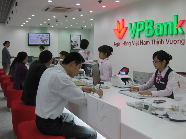 Lợi nhuận bứt phát VPBank tiếp tục giữ vị trí quán quân 