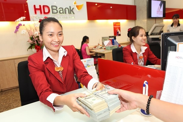 Lãi suất ưu đãi thấp chỉ từ 7,5% từ HDBank tạo điều kiện cho cả doanh nghiệp cơ hội vốn kinh doanh ngắn hạn lẫn khách hàng cá nhân vay để phục vụ các mục đích khác nhau trong mùa Tết