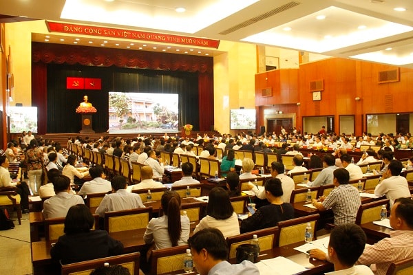 Hình toàn cảnh Hội nghi“Đột phá cơ chế, cùng doanh nghiệp phát triển thành phố Hồ Chí Minh nhanh, bền vững”.