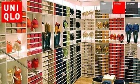Các mặt hàng còn được chú trọng phân loại theo màu sắc đẹp mắt