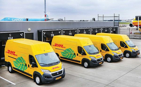  Đại diện Công ty DHL băn khoăn, số lượng hàng mẫu kiểm tra phù hợp là bao nhiêu?p/