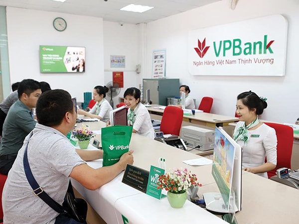 p/VPBank đã quyết định chi trả cổ tức năm 2017 bằng cổ phiếu với tỷ lệ 31,25% .