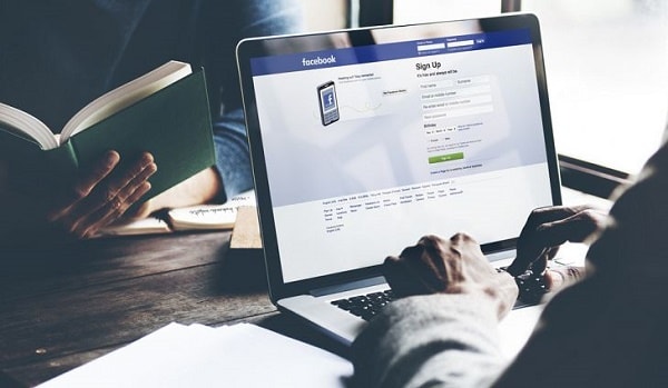 Facebook xác nhận việc thỏa thuận chia sẻ dữ liệu với các công ty Trung Quốc