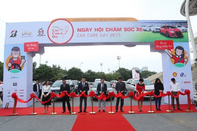 Car Care Day do Bệnh viện Ô tô tổ chức đã quá quen thuộc với các bác tài từ nhiều năm nay.