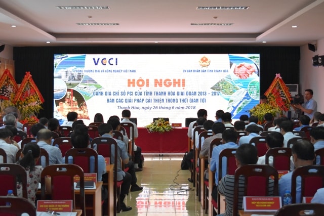 Toàn cảnh hội nghị 