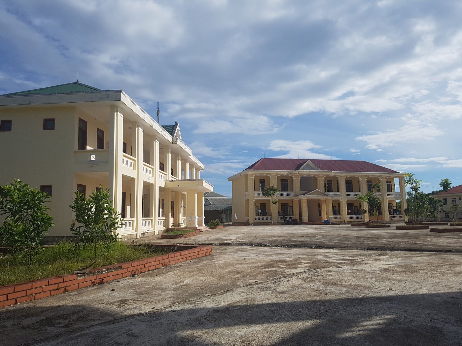 Ngôi trường khá khang trang nhưng chưa một lần sử dụng