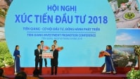 Vietcombank cam kết đồng hành phát triển với Tiền Giang