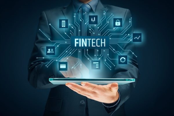 Fintech là một trong những lĩnh vực ưu tiên trung hạn Việt Nam nên thu hút trong thời gian tới.