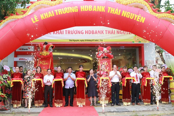 Chi nhánh HDBank Thái Nguyên được mở tại đường Bắc Sơn, khu dân cư số 1, tổ 23,p/phường Hoàng Văn Thụ, TP. Thái Nguyên