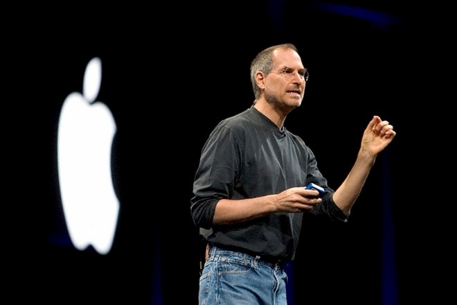 Steve Jobs - sáng lập Apple.