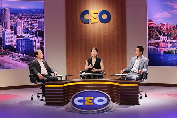  CEO Phạm Thị Yến Nhi (ở giữa) tham gia chương trình CEO – Chìa khóa thành công trên VTV1 