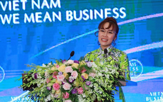 CEO Vietjet Nguyễn Thị Phương Thảo tại Hội nghị Thượng đỉnh Kinh doanh Việt Nam (VBS) 2018.