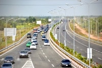 Tăng cường vai trò chuyên gia Việt trong dự án ODA