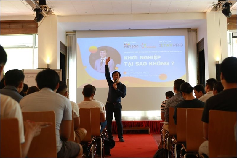 Ông Phạm Duy Hiếu - CEO Startup Vietnam Foundation - nói về tư duy và giá trị cốt lõi trong khởi nghiệp - Ảnh: Minh Hiệp