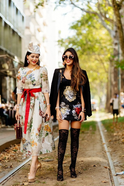 Nữ doanh nhân Lê Hồng Thủy Tiên cùng cô con gái Thảo Tiên nổi bật tại Milan Fashion Week với tranh phục của D&G