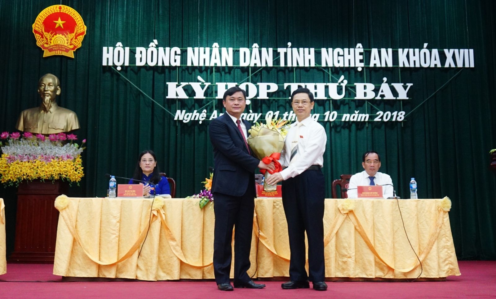 Trước đó, vào ngày 1/10/2018, HĐND tỉnh Nghệ An đã bầu bổ sung ông Thái Thanh Quý giữ chức Chủ tịch UBND tỉnh Nghệ An nhiệm kỳ 2016-2021 với số phiếu tuyệt đối