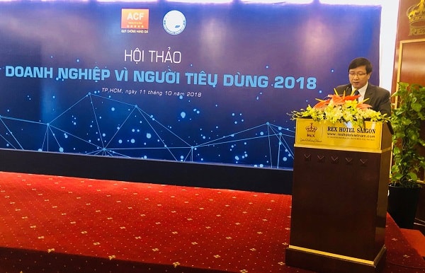 Ông Phạm Linh, Thành viên Ban chấp hành Hội doanh nhân trẻ TP. HCM phát biểu tại hội thảo