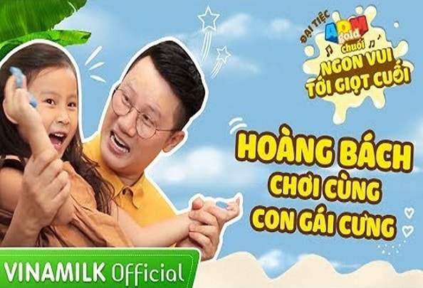 Hoàng Bách chơi cùng con gái cưng khi cover MV.