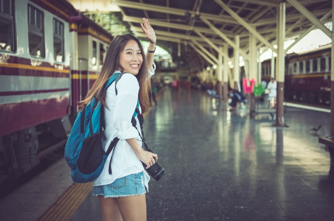 Du lịch một mình là một cách bước khỏi vùng an toàn. Ảnh: Shutterstock.