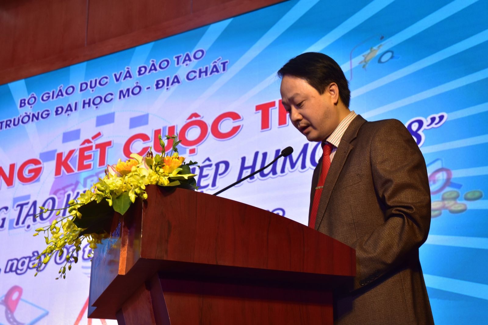 PGS.TS Triệu Hùng Trường - Phó Hiệu trưởng, Trưởng Ban tổ chức cuộc thi