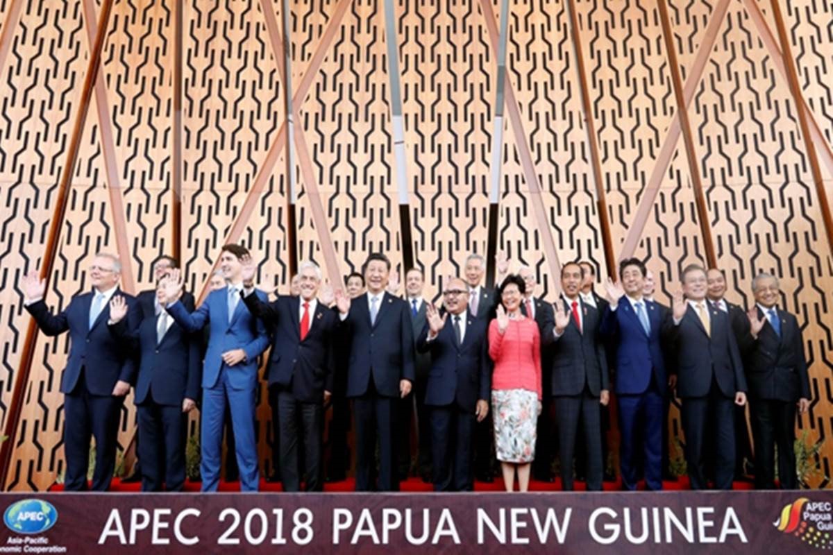 Các Nhà lãnh đạo APEC chụp ảnh chung tại Hội nghị Cấp cap APEC 2018