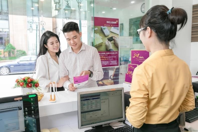 Sản phẩm của BAC A BANKp/giúp khách hàngp/gửi gắm khoản tiền tiết kiệm cho tương lai
