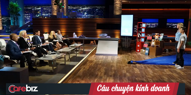 Carson và mẹ trong chương trình Shark Tank.