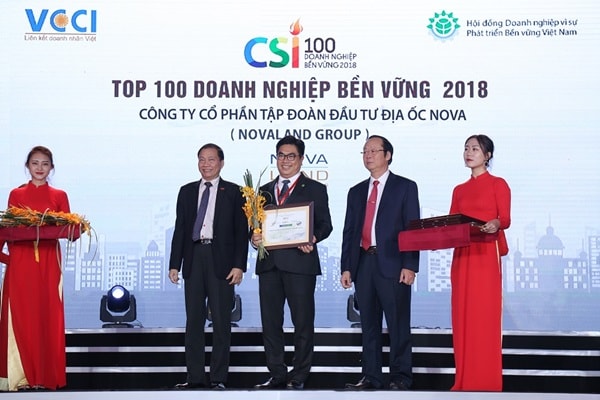 Đại diện Tập đoàn Novaland tại lễ vinh danh Doanh nghiệp bền vững 2018