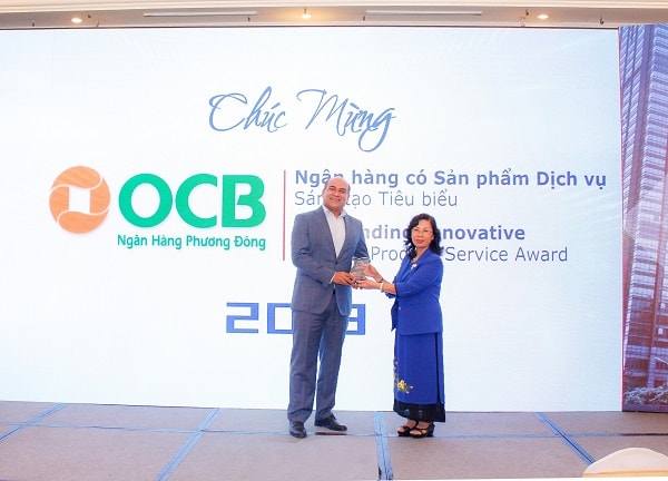 Ông Sanjay Chakrabarty – Phó Tổng Giám đốc OCB nhận giải thưởng Ngân hàng tiêu biểu năm 2018