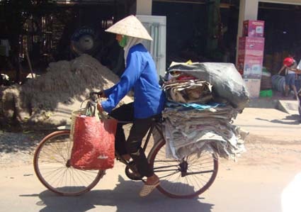 Không có ngành công nghiệp tái chế rác thải nếu không có khâu thu gom và phân loại rác thải.