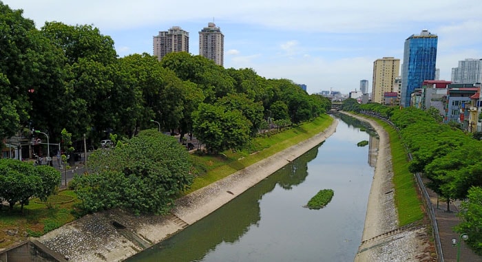 toàn bộ chiều dài sông 14,6 km. 