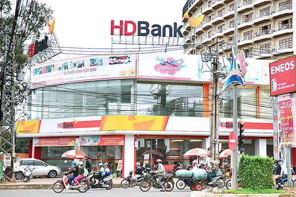  NHNN đã chấp thuận về nguyên tắc phương án sáp nhập PGBank vào HDBank.