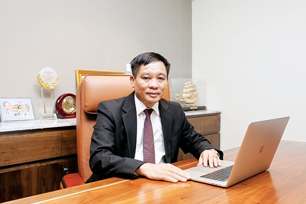 Doanh nhân BÙI MINH LỰC,Chủ tịch CLB CEO Hà Nội, Tổng giám đốc Tập đoàn Hòa Bình Minh 