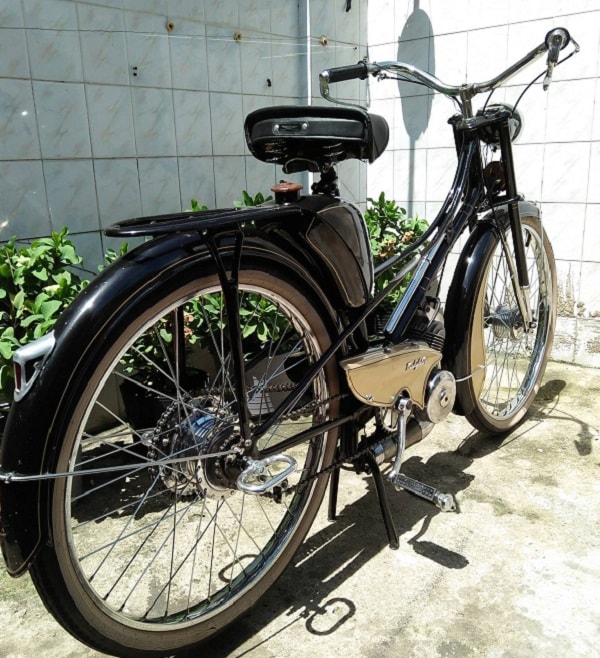 Dân chơi cho rằng đẳng cấp được thể hiện khi sở hữu một em này.