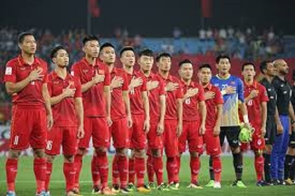 Những cậu bé quê dũng cảm.