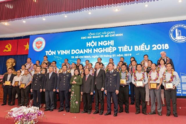 Các doanh nghiệp được Cục Thuế TP. HCM tôn vinh Doanh nghiệp tiêu biểu năm 2018.