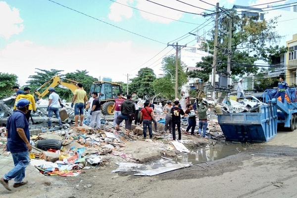 112 công trinh xây dựng trái phép suốt 20 năm mới bị cưỡng chế đang để lại những thông tin trái chiều và bức xúc trong dư luận