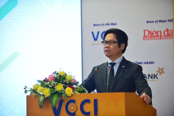 Chủ tịch VCCI, TS.Vũ Tiến Lộc phát biểu khai mạc Festival khởi nghiệp 2019.