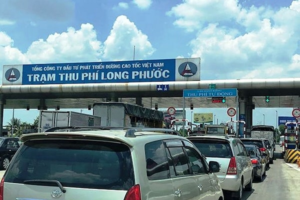 p/Minh bạch trong việc thu phí bằng áp dụng hình thức thu phí tự động không dừng (ETC) giúp tránh việc khai gian doanh thu để trốn thuế như vừa diễn ra ở một số trạm thu phí.