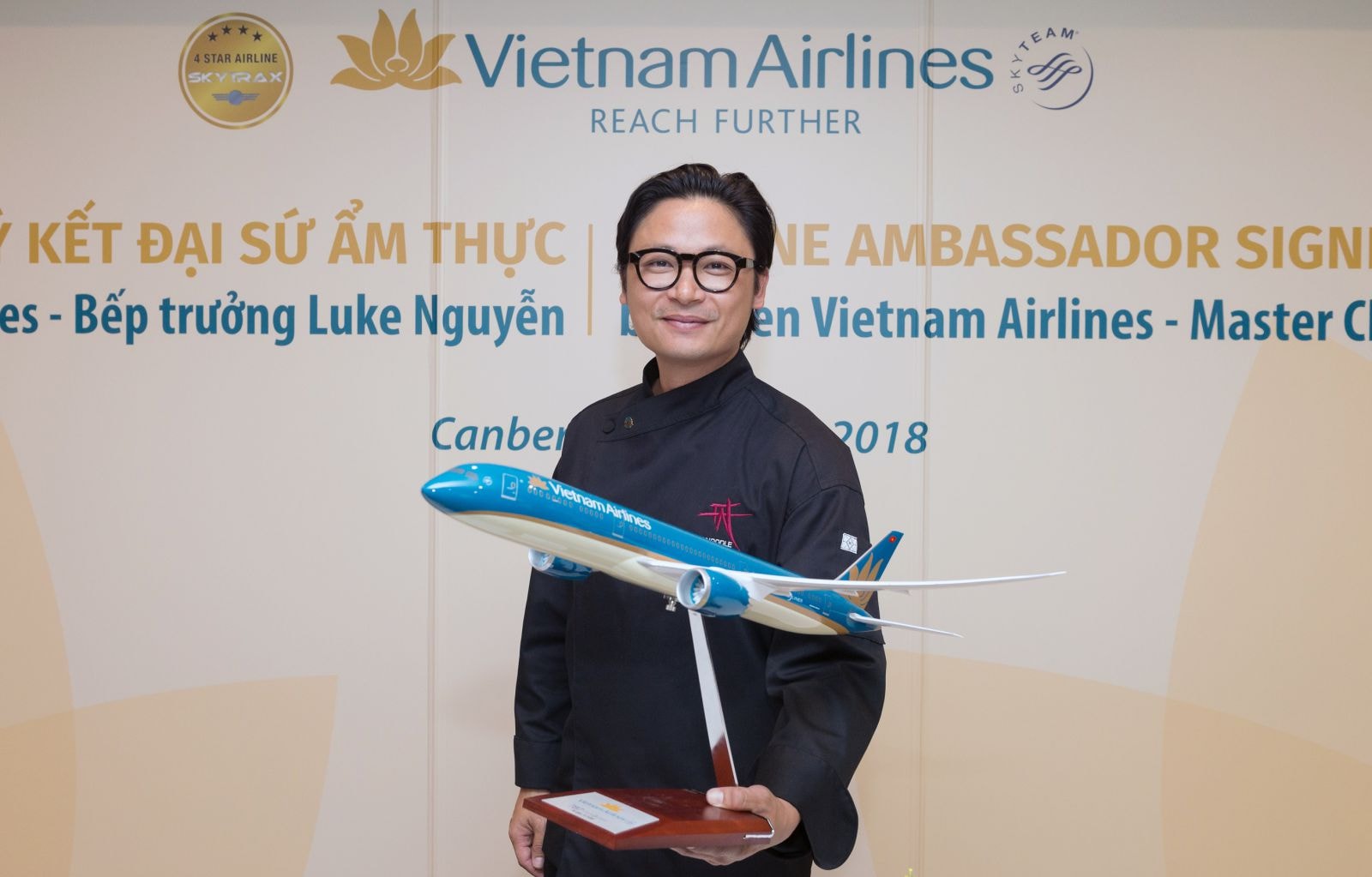 Đại sứ ẩm thực Luke Nguyễn sẽ đem đến cho hành khách trải nghiệm dịch vụ ẩm thực hàng không độc đáo