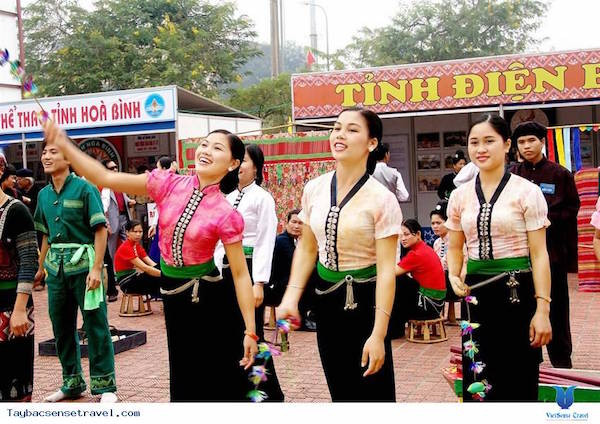 Lễ hội Hoa Ban lần này có thêm nhiều hoạt động văn hóa, thể thao đa dạng, phong phú, mang đậm bản sắc văn hóa của đồng bào các dân tộc tỉnh Điện Biên nói riêng và Tây Bắc nói chung