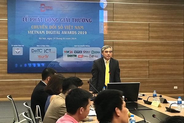 Chủ tịch Hội Truyền thông số Việt Nam Nguyễn Minh Hồng 