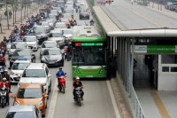 BRT sai phạm: Cào đường để “cào” ngân sách?!