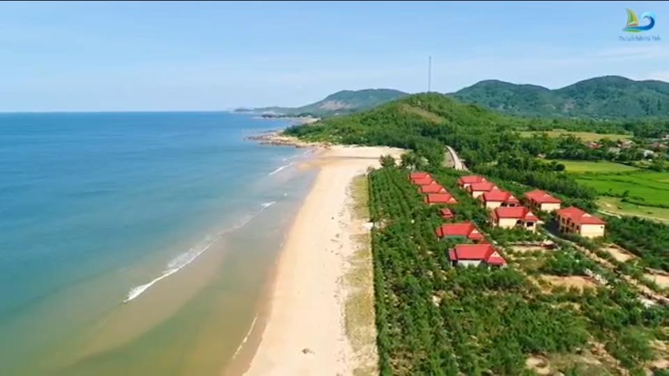 Tới đây, du khách được trải nghiệm tiện ích tại Khu du lịch sinh thái biển Kỳ Xuân C Resort