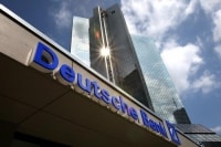 Deutschebank, Commerzbank và hậu họa của “liên kết ngang”